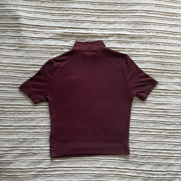 ARITZIA Mock Neck Ribbed Crop Top in Burgundy - Picture 3 of 3